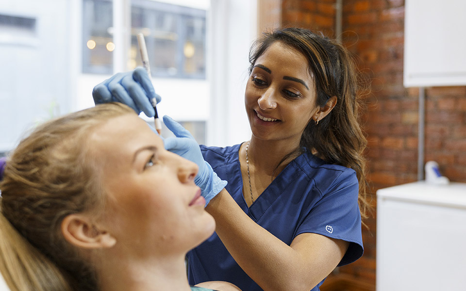 Dr. Cormac Joyce - Plastic Surgeon